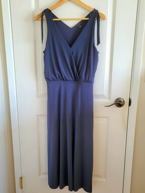 Ann Taylor Navy Blue Matte Jersey Dress Size Small